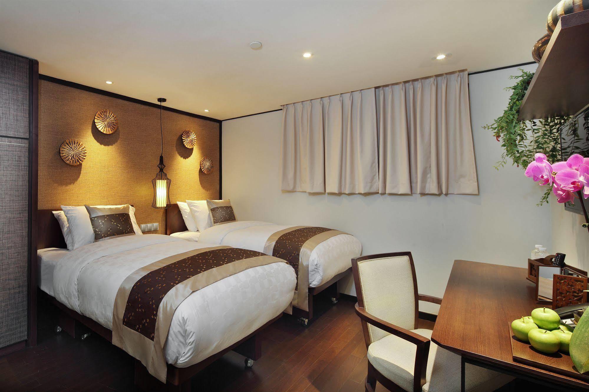 Hotel Clover 33 Jalan Sultan Singapur Exterior foto